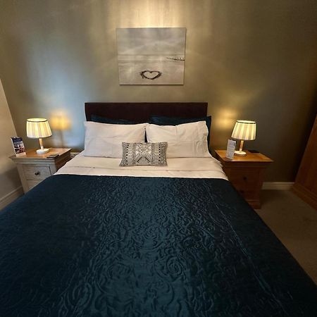 Lovely 1 Bedroom Apartment Plymouth Eksteriør billede